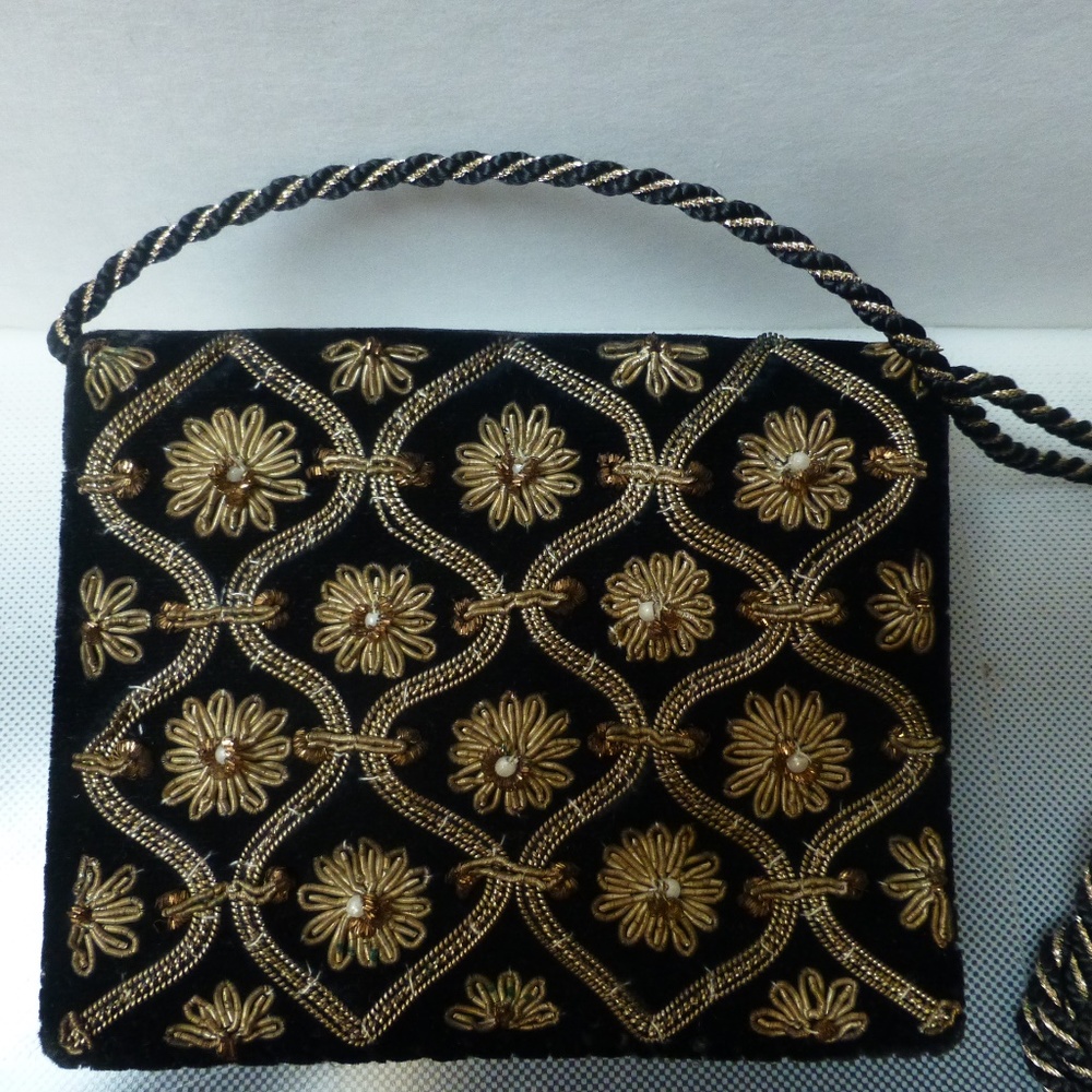 VINTAGE INDIA VELVET PARTYSHOULDER BAG REAL PEARL